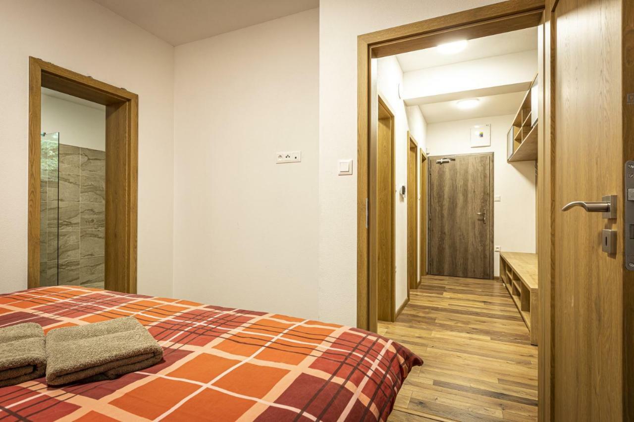 Apartmanovy Dom Poludnica - Chopok Juh Tale Exterior photo